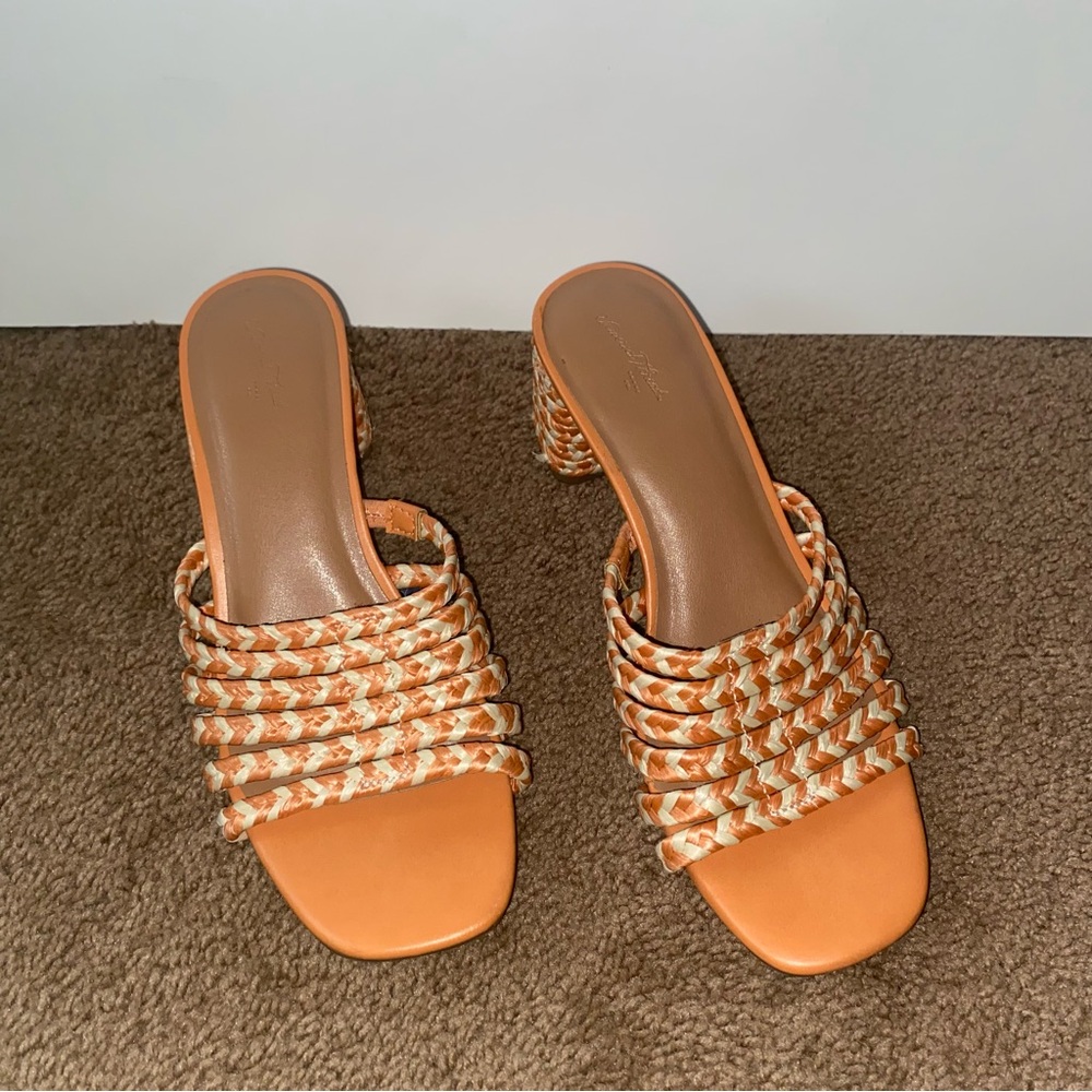 Universal Thread Orange and Cream Sandals with Minimalist Design